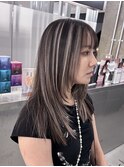 ハイライトカラーミルクティーベージュレイヤーカット