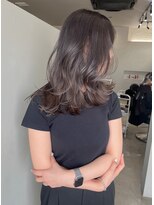 モノトーン(MONOTONE)&nbsp;顔まわりレイヤーカット