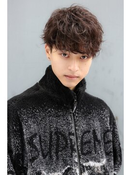 ネイビー(NAVY) ツーブロックダウンムーブマッシュ ソフトツイストパーマ 韓国