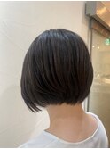 前下がりのショートボブ