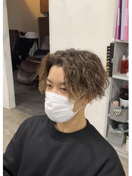 プライズ アイリス 池袋東口店(prize Iris) センターパート/ツイスパ/ツーブロック/￥11880