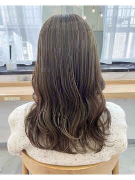 リュンヌ(Lune) シークレットハイライト×赤み消し