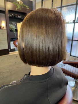 マルパマーパマーパ(marpa marpa marpa) 酸性ストレートとミニボブ