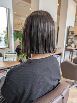 ジェイベルズ(J BELL'S) 切りっぱなしボブ