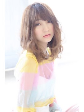 シロフイケブクロ(shirof ikebukuro) 【光に透ける柔らかい透明感】外国人風美肌アッシュ