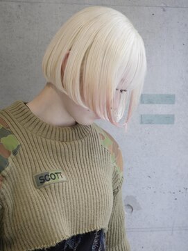 キャロルガーデンズ ボコカ 表参道(Carroll Gardens bococa) 【表参道】ブリーチ、ハイトーン、デザインカラー