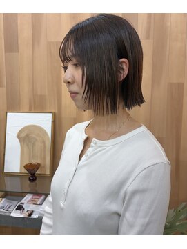 アガペー(Agape) 顔まわりレイヤー×外ハネボブ