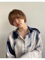 ブランク(BLANK) ショートヘアにベージュ