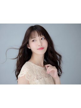 髪を労わる本物志向の方必見！パワフルな色艶と色持ち、なめらかな質感とツヤを楽しむヘアカラー。