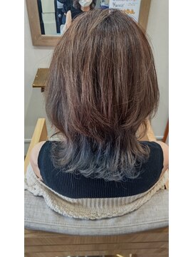 いとをかし美容室 ウルフスタイル×裾カラー