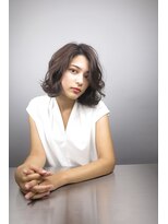 アム(amm)&nbsp;外国人風ミディアムボブ