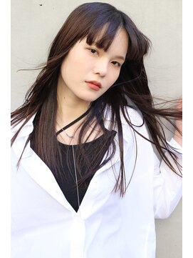 スペシウムバイアンバースデー(spacium by UNBIRTHDAY) ロングレイヤー/暗髪ツヤ髪　【HIYORI】