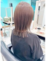 ユーフォリア(Euphoria.)&nbsp;大人可愛い毛先ぱっつんミディアムスタイル