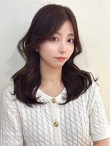 韓国ヘア　ヨシンモリ　センターパート　ブラウン