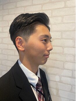 クリエイション(CREATION)の写真/仕事もプライベートもキマる清潔感のあるスタイルに！日々の疲れを癒すヘッドスパも◎