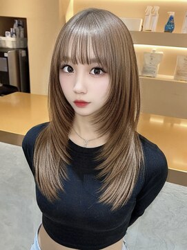 ディーバ 錦糸町(D.I.E.V.A) 20代30代40代ミルクティーベージュ顔周りハイレイヤーカット