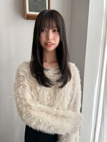 クイ(quii)&nbsp;★レイヤーカットホワイトグレージュ30代40代顔周り広島黒髪