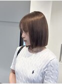 フォギーベージュ/切りっぱなしボブ/くすみベージュ/表参道/原宿