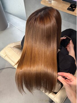 シンカ(shinka) 【20代】/髪質改善/縮毛矯正/表参道/ブリーチ縮毛矯正