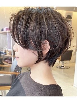 レリーキルト 岡本(RelyQuilt) サイドすっきりショート×骨格補正で小顔効果[岡本/摂津本山]