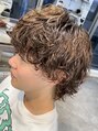 フィフス 原宿(fifth)&nbsp;マッシュウルフで作るパーマスタイルで雰囲気がある、こなれ感を