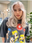 ペールホワイトミディアムレイヤーカット