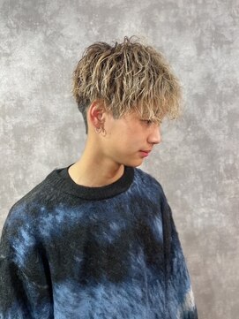 ツイストスパイラル×ハイトーン　最強メンズパーマ