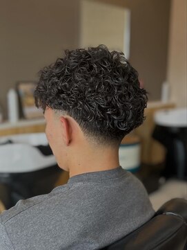 テン(TEN) ソフトアフロ風パーマ