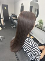 エミタス 柳通り(Emitas.) ベージュカラー