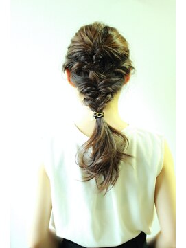 アレンジ(Arrange) Arrangeのhairarrange