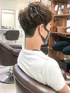 アンルポン(un.le.pont) [m]ソフトツーブロくせ毛風パーマアップバングツイストパーマ