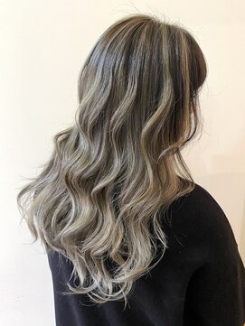 トータルビューティーサロン プリエ(prier) エアータッチ○グレーベージュ/オンブレ/グレージュカラー