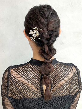 アイティーバイアルバム 北千住店(IT by ALBUM) ヘアセット_ハッシュカットフルバングレッドブラウン_ba476381