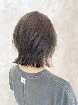 切りっぱなしボブ