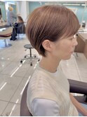 直毛さんでも耳掛けマッシュショート
