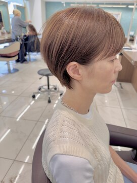 アッシュ 下北沢店(Ash) 直毛さんでも耳掛けマッシュショート