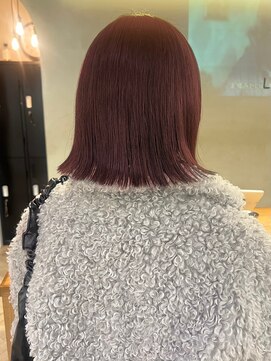 ローレン(LOREN) イメチェン/ホワイトブロンド/外ハネボブ/ワイドバング/栄/久屋