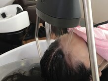 美容室 アズール(A ZOOR)の雰囲気（頭浸浴で血行促進による髪の健康維持とリラックス効果）