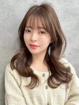 リアンバイアリュール(Lian by Allure) ミルキーベージュレイヤーカット韓国巻き