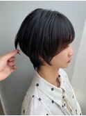 前髪あり耳掛け丸みくびれショートボブ20代30代40代50代