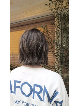 エコルアヘアー(ecolua hair) ミディアム