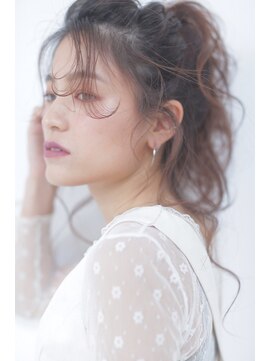 モードケイズ 阪急茨木店(MODE K's) ゆるふわポニーテール