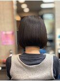 前下がりボブ