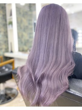 リリィー(LILY) 【LILY】　ホワイトパープル　☆　担当　しおん