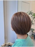 20代30代/くせ毛カバー/透明感ショート/ツヤ髪