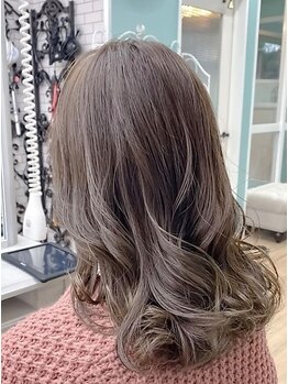 タグバイカーム(tag by calm)の写真/艶ロングヘアが引き立つカットで20代後半～30代の絶大な支持とリピート率◎自分史上最高のスタイルに☆