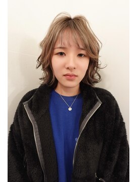 レコ 渋谷(LECO) ケアブリーチハイトーングレージュボブ