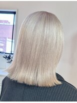 グリ(gris) ホワイトブロンド