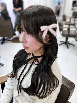 ハピネス 梅田茶屋町店(HAPPINESS) 韓国風巻き 透明感カラー オリーブグレージュ 顔まわり