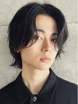 バイフィフス 原宿/表参道(by fifth) センターパートウルフニュアンスパーマコンマバングツーブロック